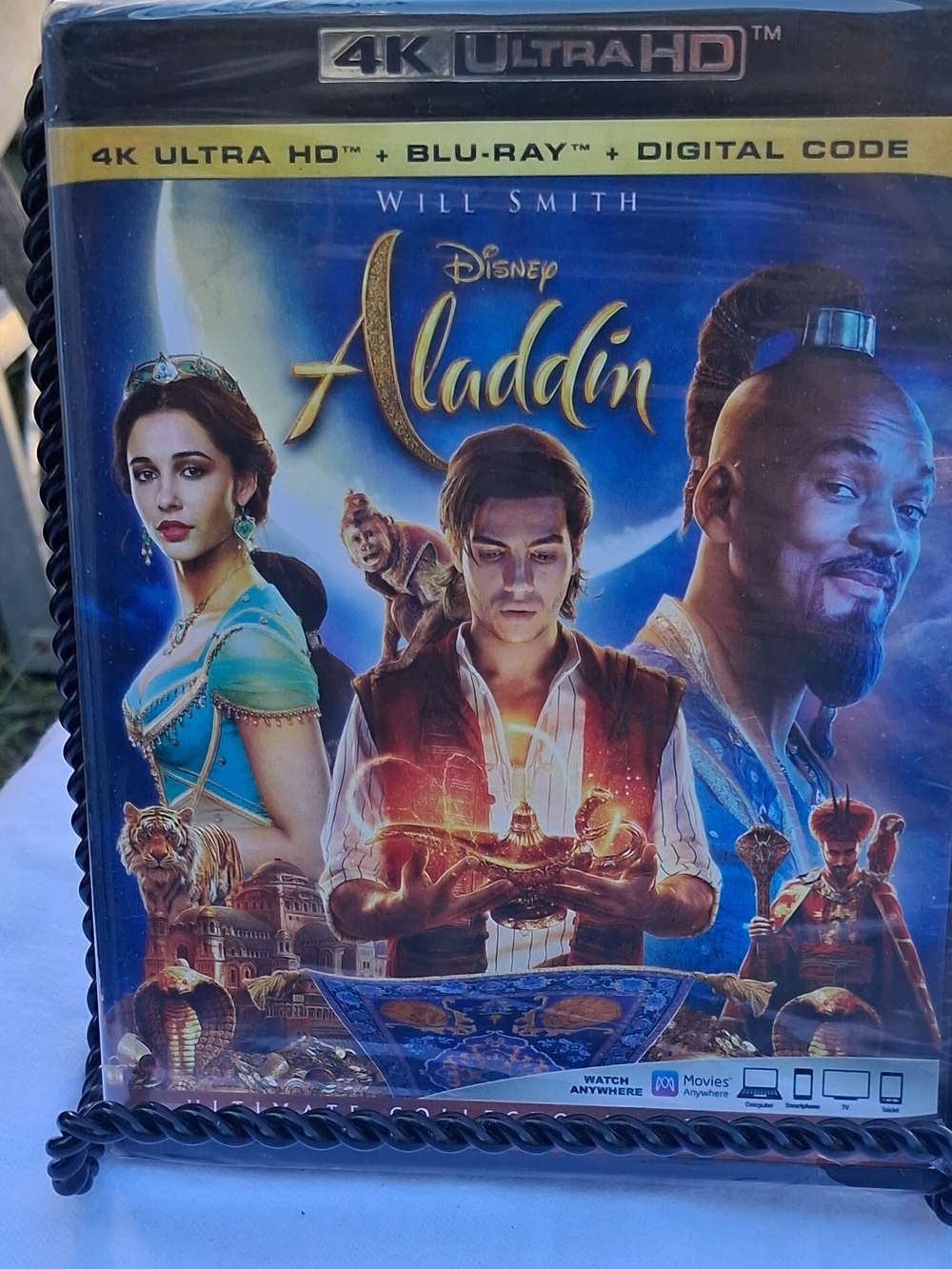 Disney Aladdin Live-Action Blu-ray — Blue and Gold Cover